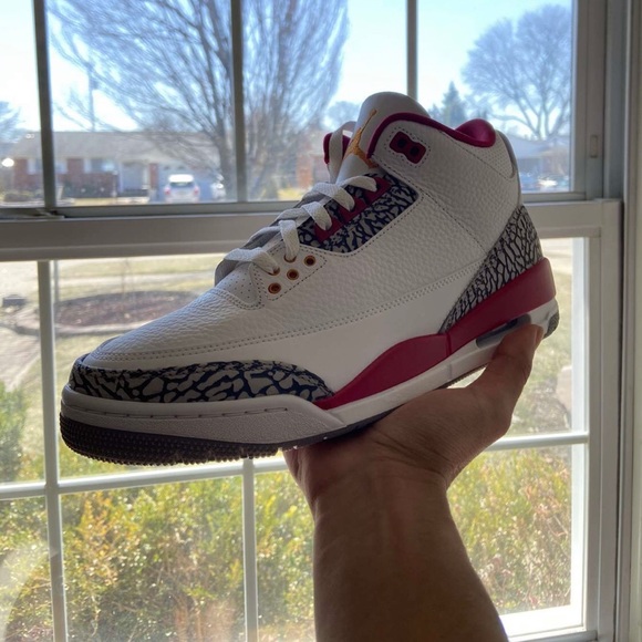 Jordan cardinal 3s - Picture 2 of 5